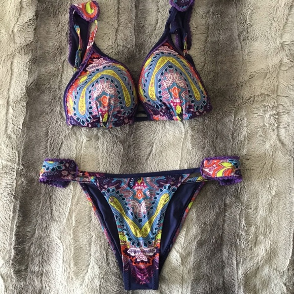 beautiful zingara swimsuit  with Brazilian bottoms